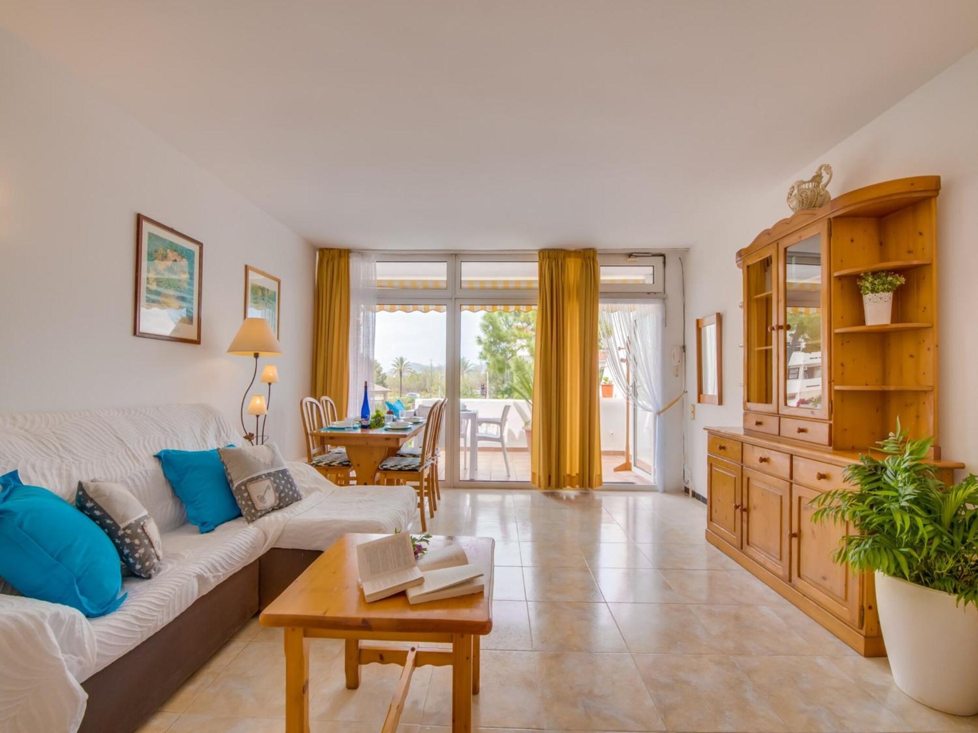 Cozy Near Apartment Alcúdia
